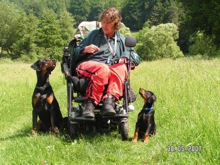 Dobermann Aik v. Füllbach, Herrchen Joschi und und Jogi v. Nemesis