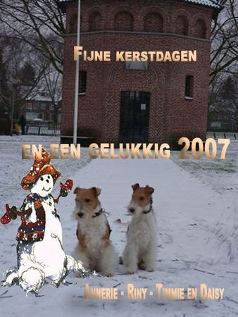 Foxterrier Drahthaar Frohe weihnachten und ein gluckliches neues jahr wunschen euch allen TIMMIE UND  DAISY .